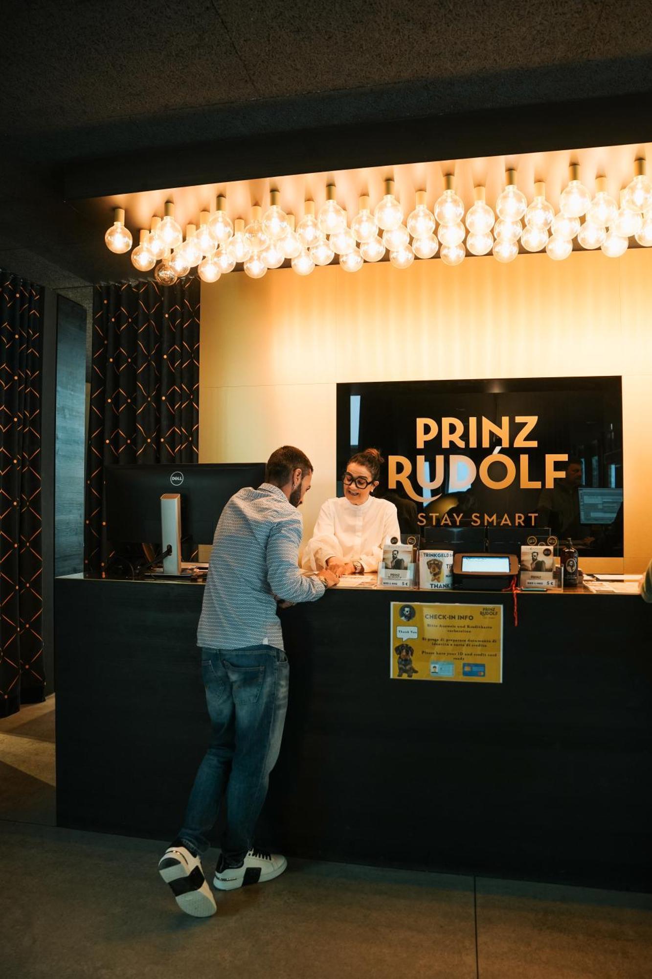 Prinz Rudolf Smart Hotel メラーノ エクステリア 写真