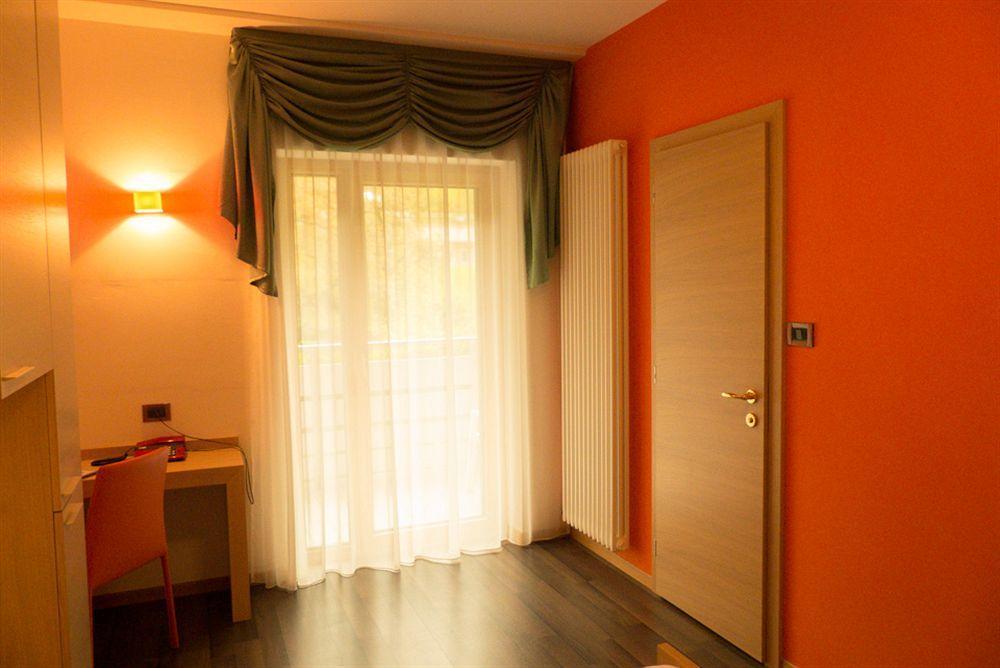 Prinz Rudolf Smart Hotel メラーノ エクステリア 写真